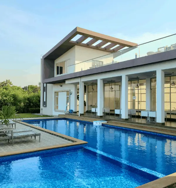 swimming pool construction service